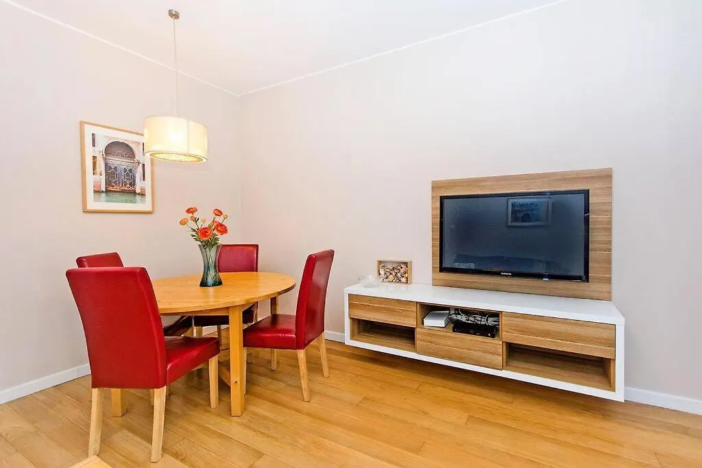 Nadmorski Dwor By Grand Apartments Danzica 0*,  Polonia
